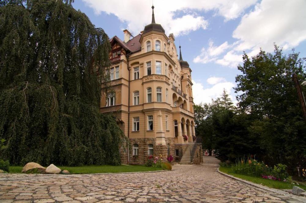 Apartmany Vila Liberty Karlovy Vary Exterior photo